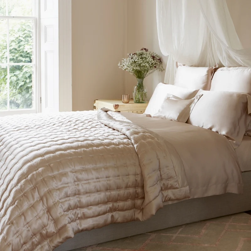 Blush Silk Pillowcase - Image 3