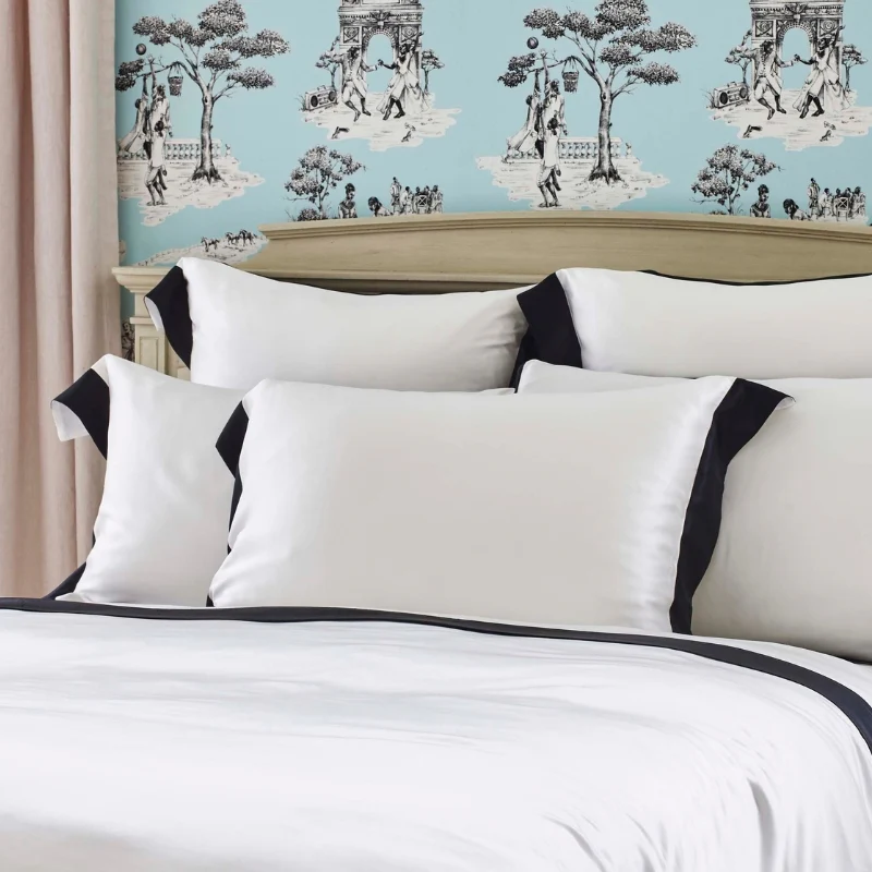 Black & Ivory Silk Duvet Cover - Image 4