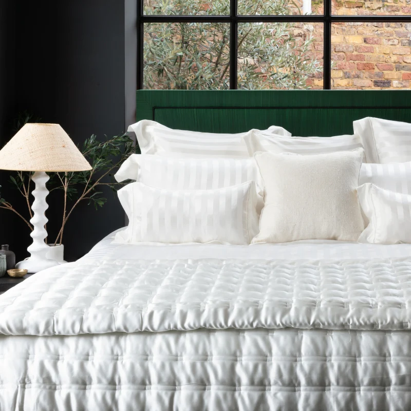 Lancaster Silk Pillowcase - Clearance - Image 3